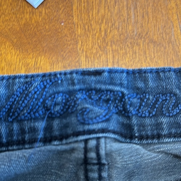 Delia*s Morgan jeans, size 3/4 petite, great condition! - Picture 3 of 4